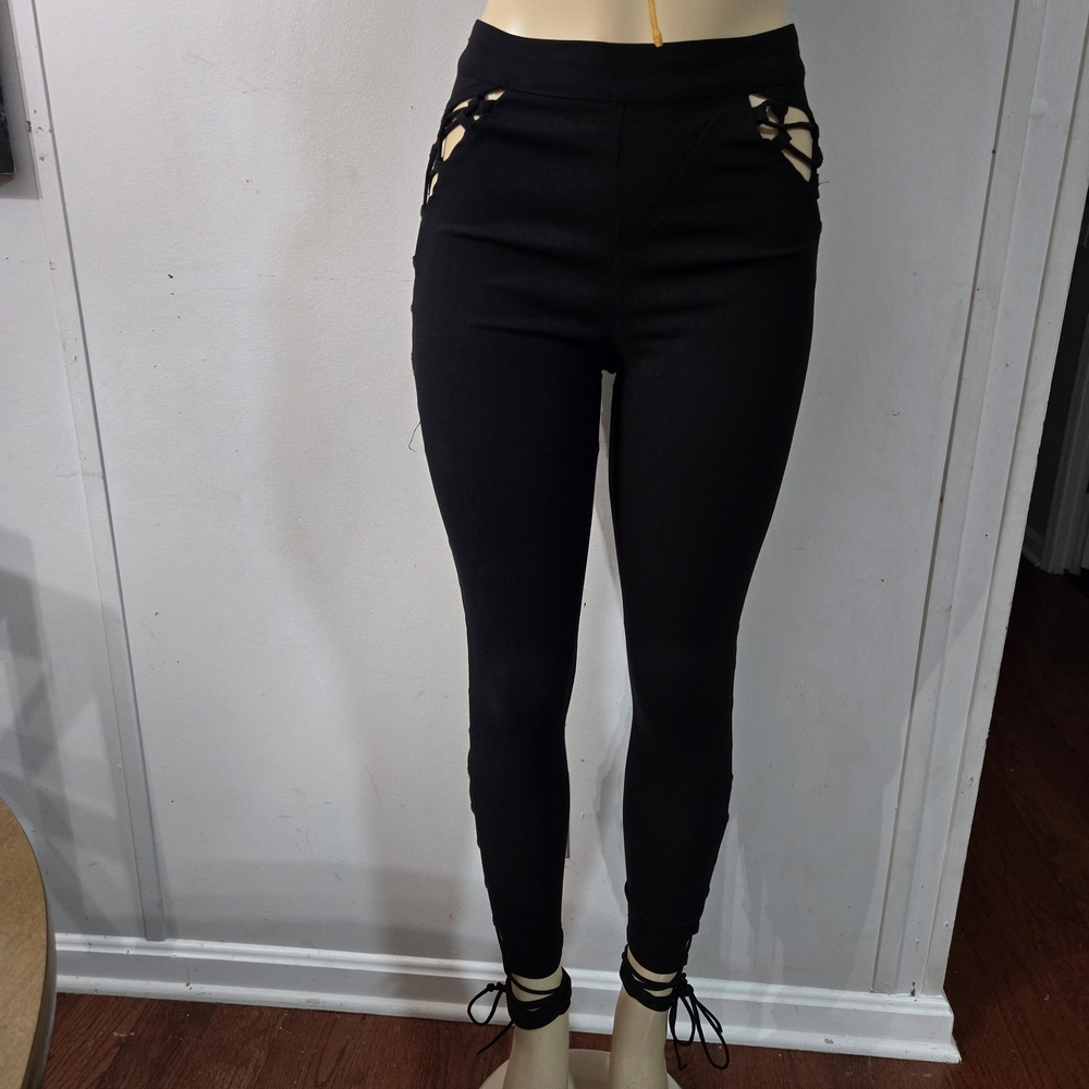 Fashion Nova Black Crisscross Leggings - Picture 15 of 17